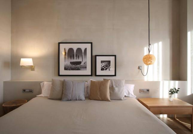 Las mejores habitaciones en Hotel Peralada Wine Spa & Golf. El entorno más romántico con nuestro Spa y Masaje en Girona